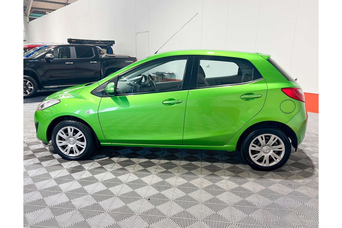 2013 Mazda 2 Neo DE Series 2