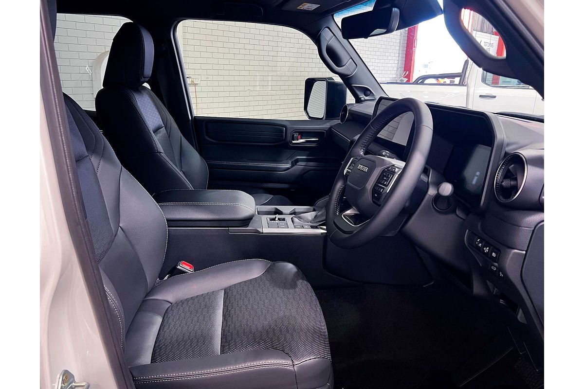 2025 Toyota Landcruiser Prado VX GDJ251R