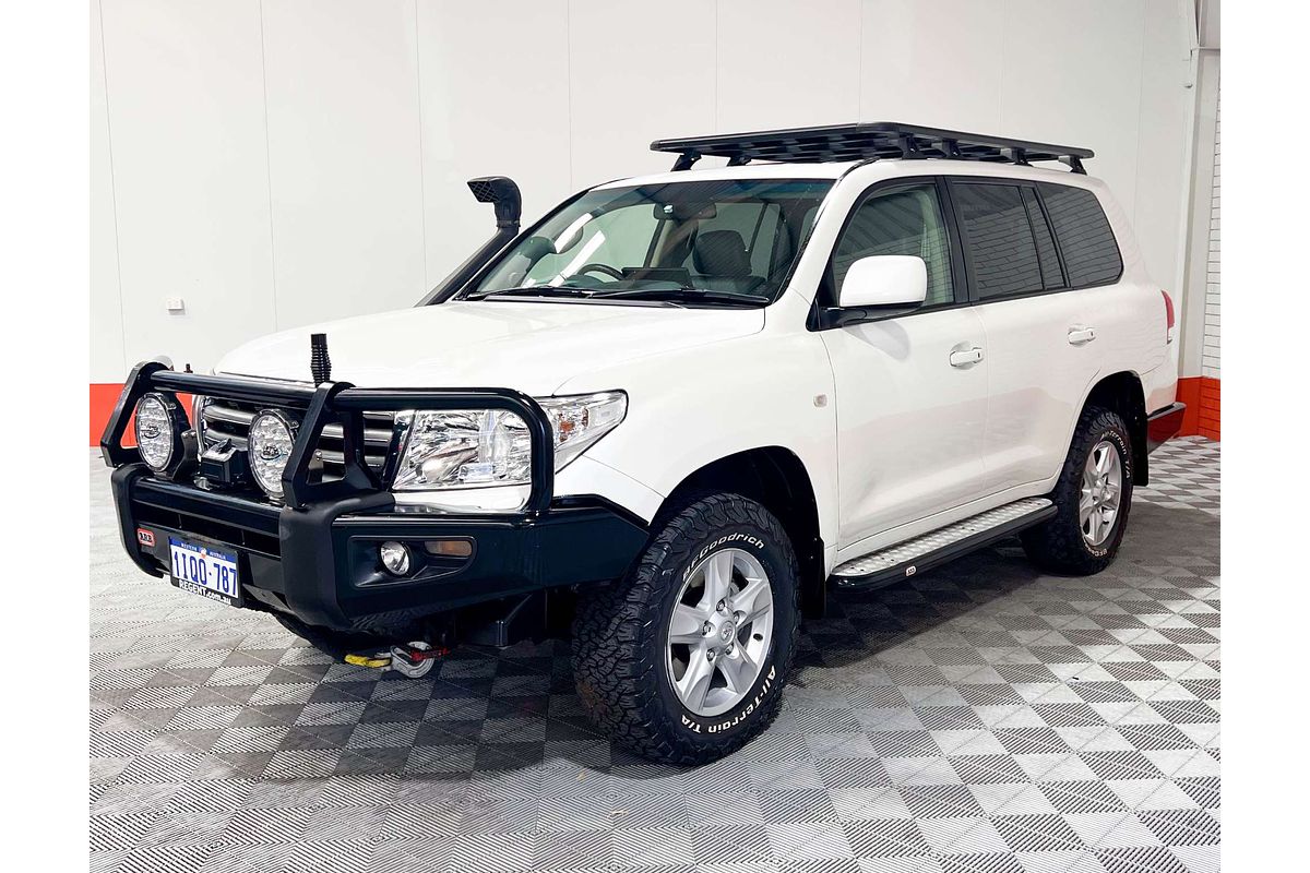2011 Toyota Landcruiser Sahara VDJ200R