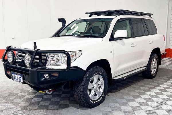 2011 Toyota Landcruiser Sahara VDJ200R
