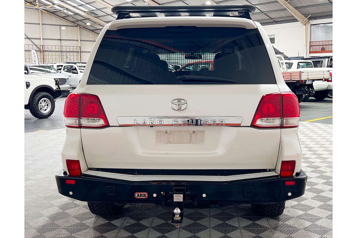 2011 Toyota Landcruiser Sahara VDJ200R