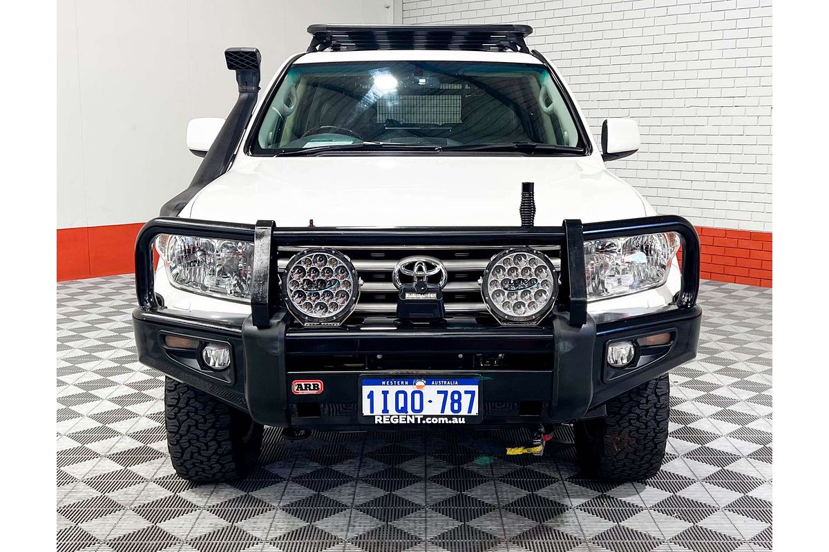 2011 Toyota Landcruiser Sahara VDJ200R