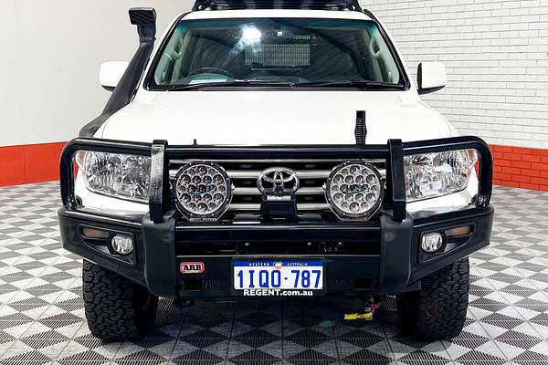 2011 Toyota Landcruiser Sahara VDJ200R
