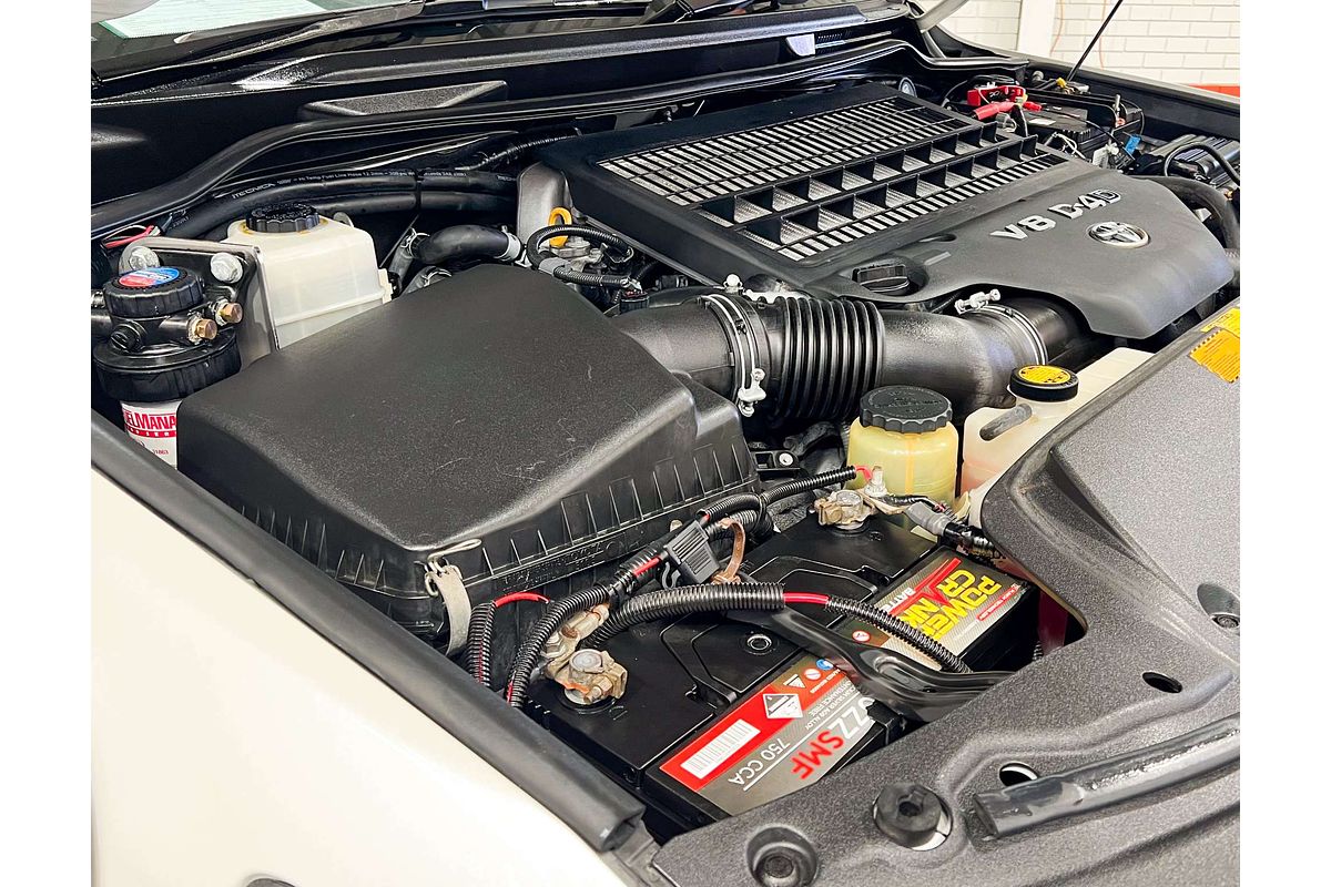 2011 Toyota Landcruiser Sahara VDJ200R