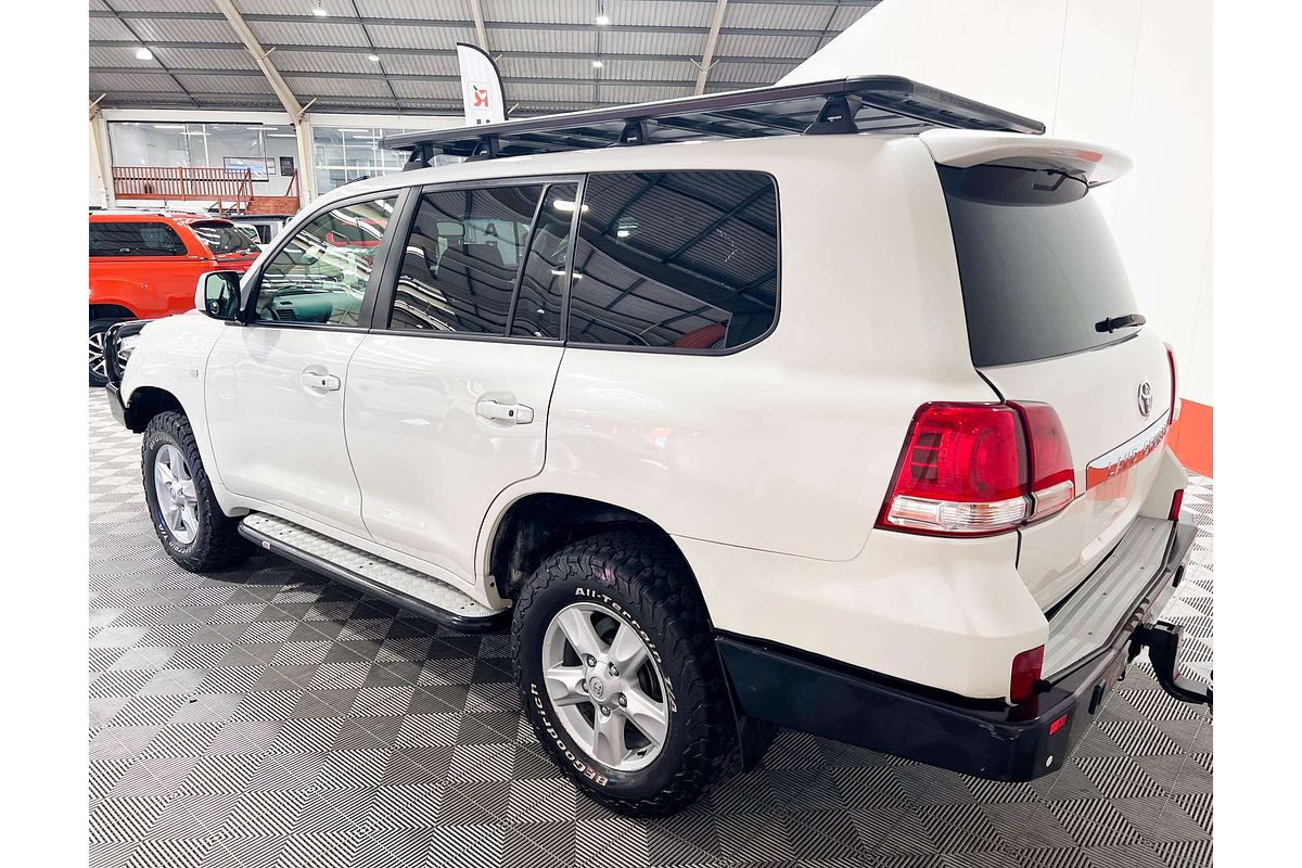 2011 Toyota Landcruiser Sahara VDJ200R