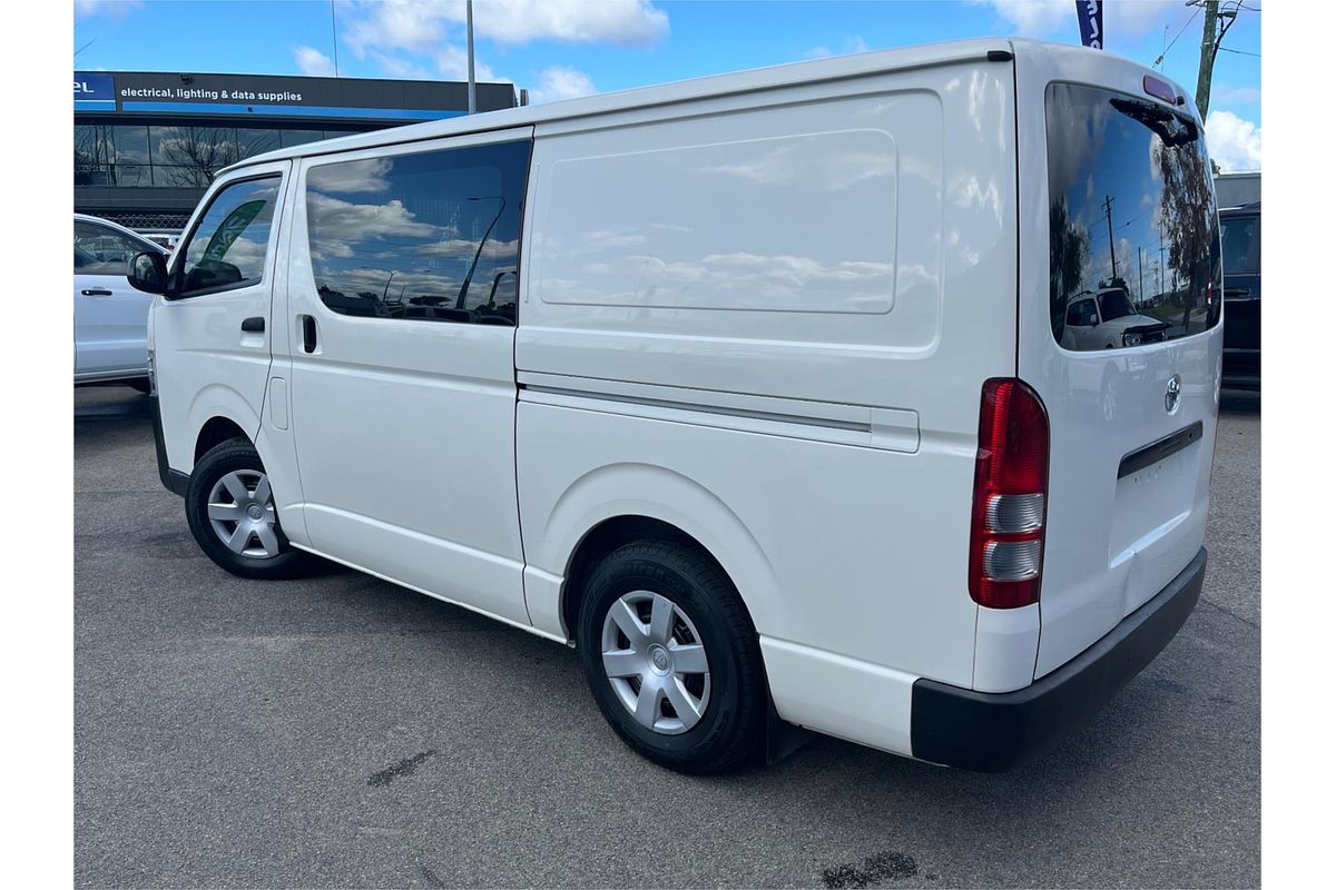 2018 Toyota Hiace KDH201R LWB