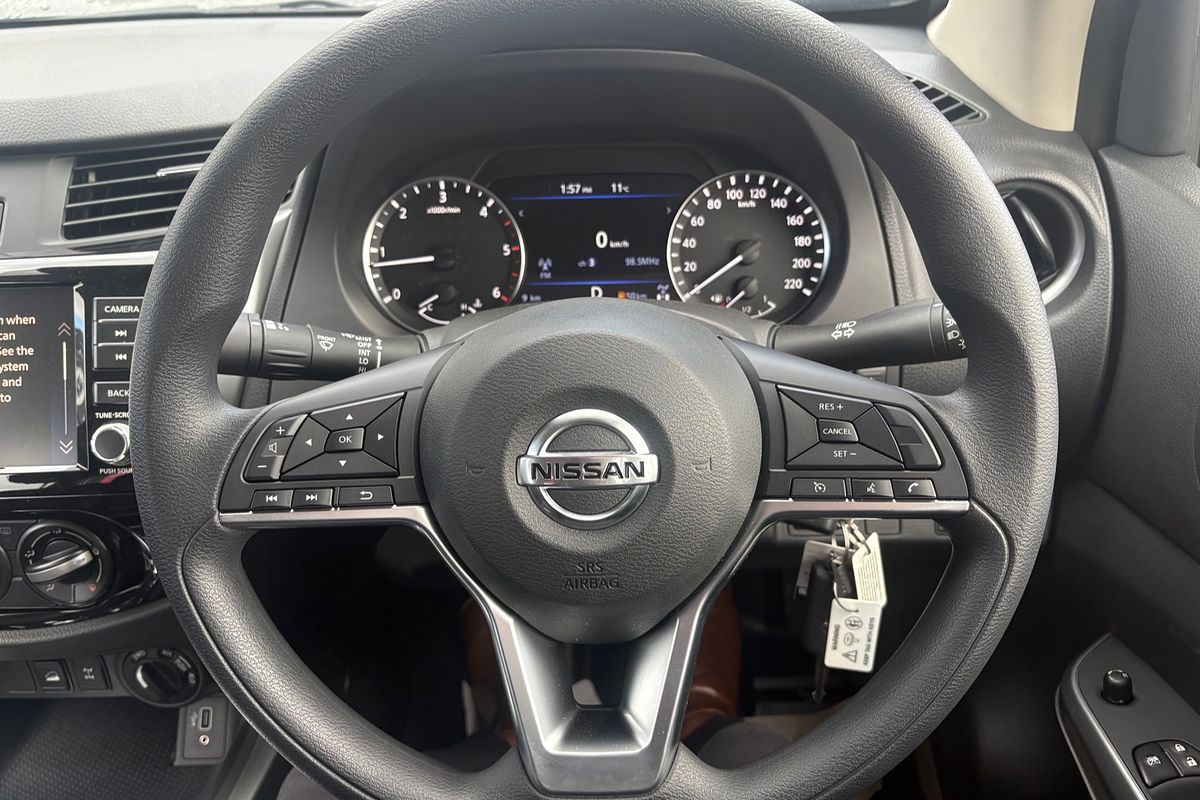 2024 Nissan Navara SL D23 4X4