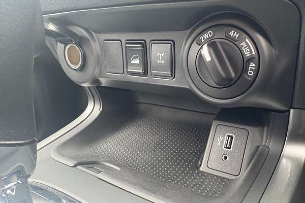 2024 Nissan Navara SL D23 4X4