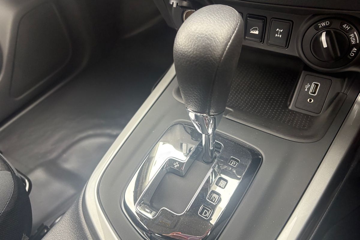 2024 Nissan Navara SL D23 4X4