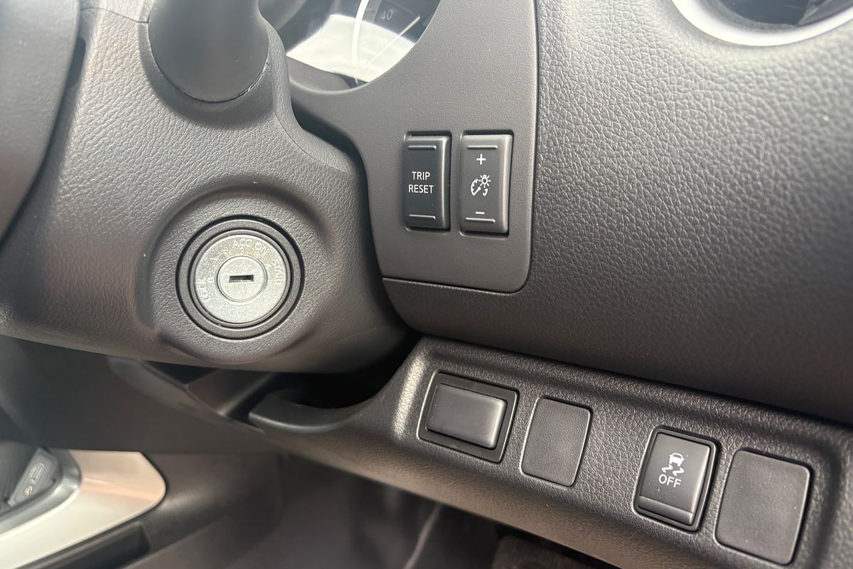 2024 Nissan Navara SL D23 4X4