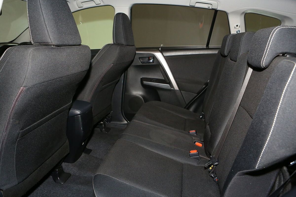 2018 Toyota RAV4 GXL ASA44R