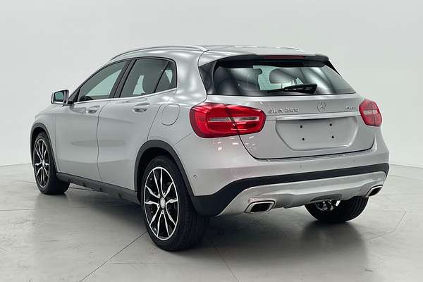 2015 Mercedes-Benz GLA-Class GLA250 X156
