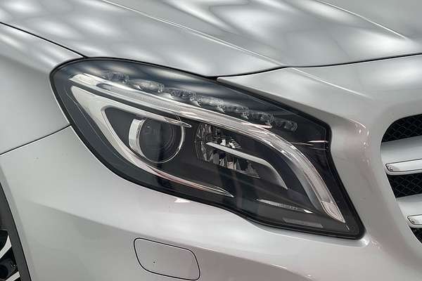 2015 Mercedes-Benz GLA-Class GLA250 X156