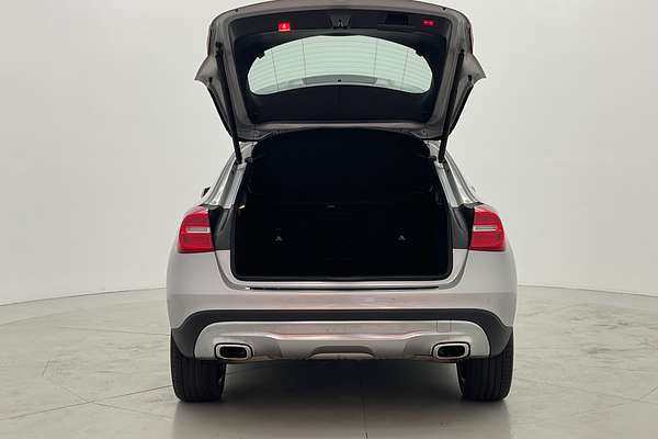 2015 Mercedes-Benz GLA-Class GLA250 X156