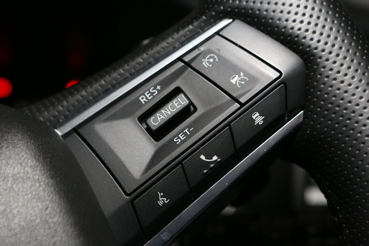 2024 Mitsubishi Outlander LS ZM