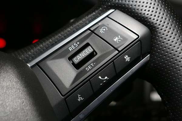 2024 Mitsubishi Outlander LS ZM