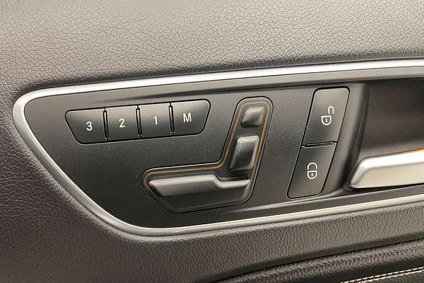 2015 Mercedes-Benz GLA-Class GLA250 X156