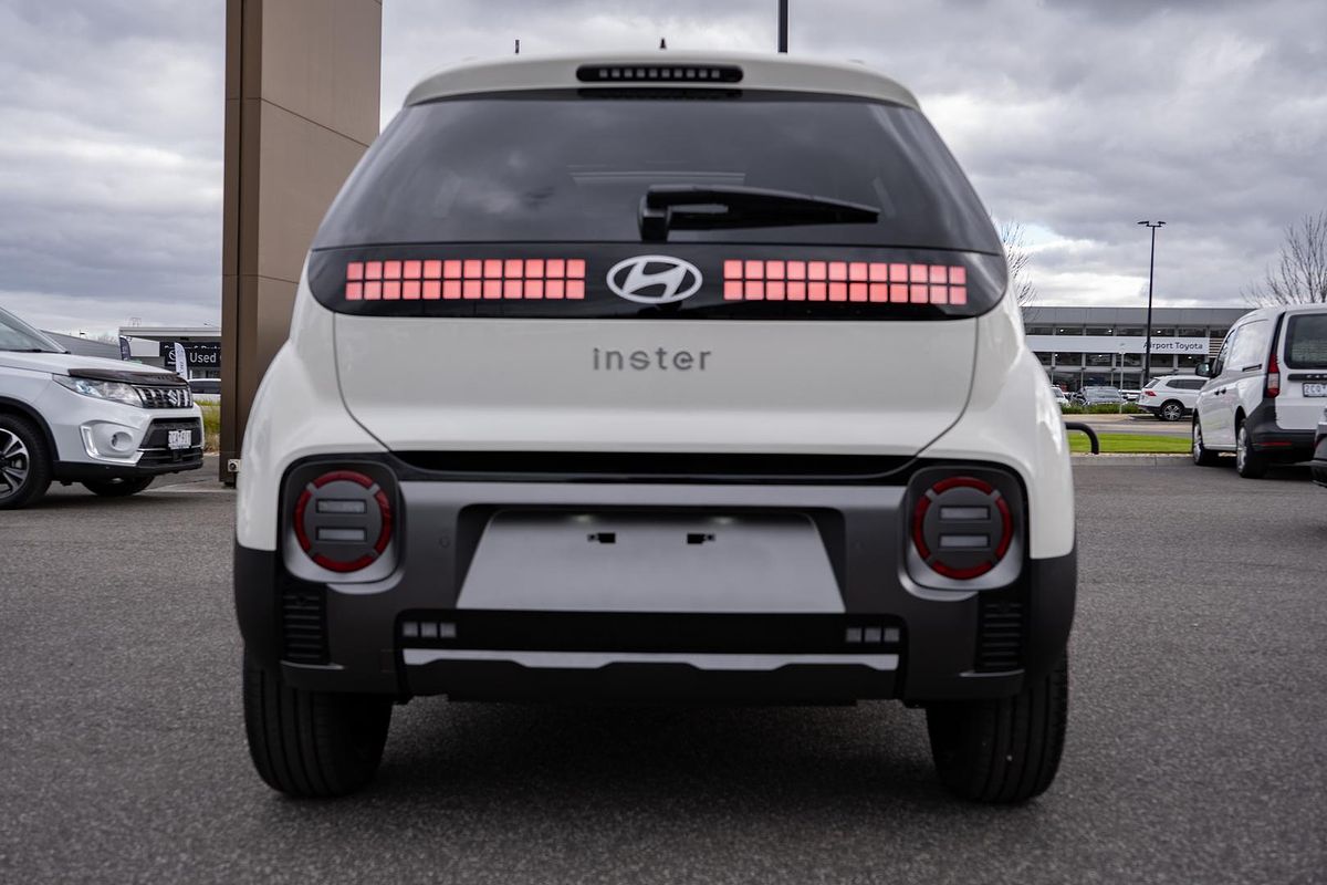 2025 Hyundai INSTER Cross AX.V1