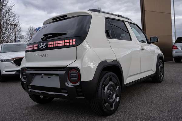 2025 Hyundai INSTER Cross AX.V1