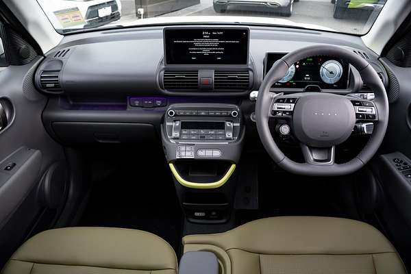 2025 Hyundai INSTER Cross AX.V1