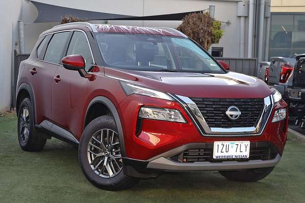 2024 Nissan X-TRAIL ST T33