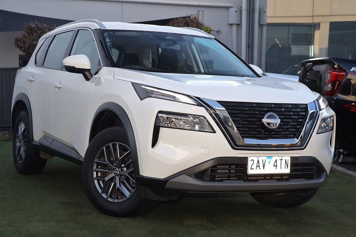 2024 Nissan X-TRAIL ST T33
