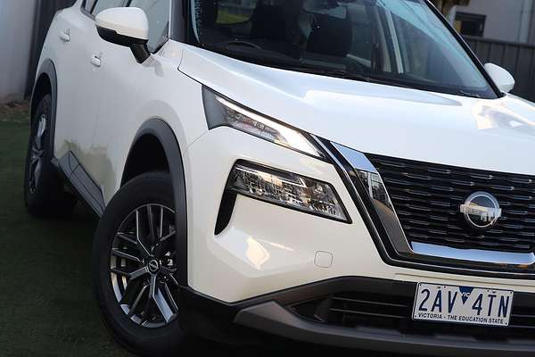 2024 Nissan X-TRAIL ST T33