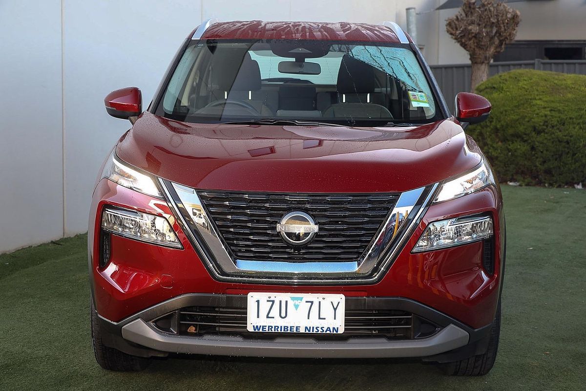2024 Nissan X-TRAIL ST T33