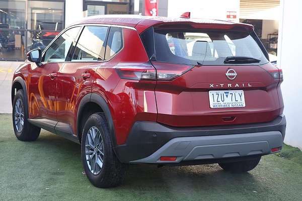 2024 Nissan X-TRAIL ST T33