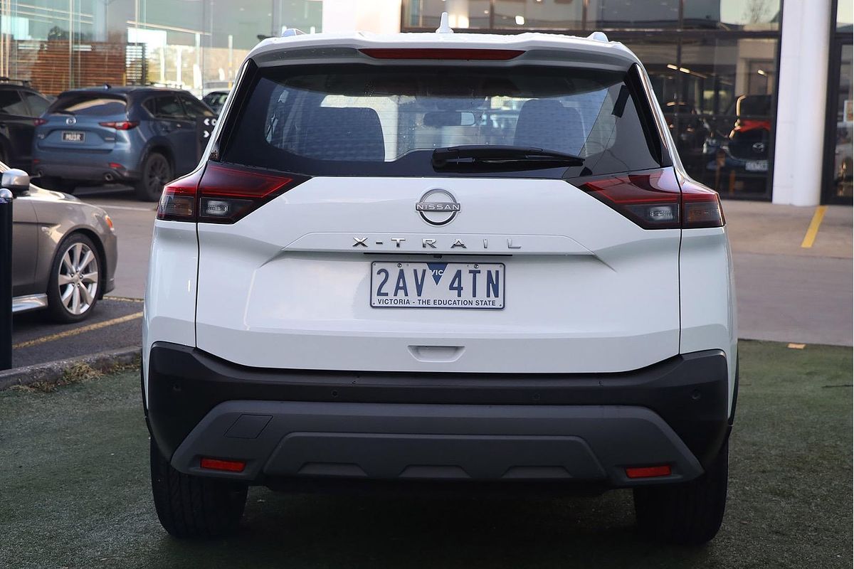 2024 Nissan X-TRAIL ST T33
