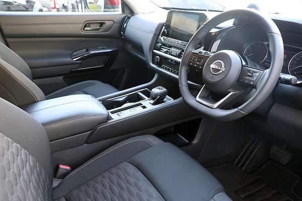 2024 Nissan Pathfinder ST-L R53