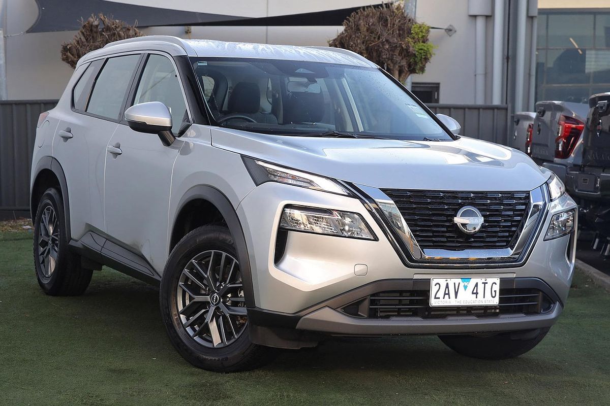 2024 Nissan X-TRAIL ST T33