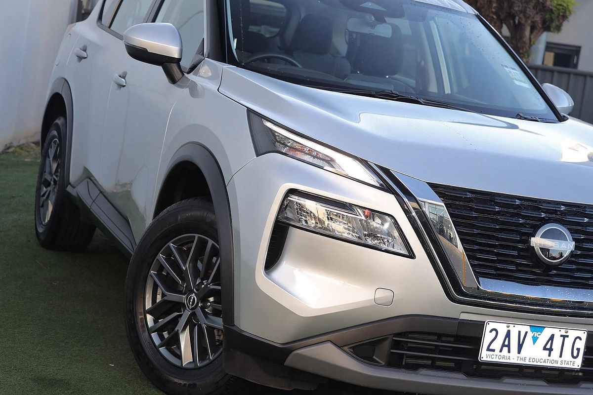 2024 Nissan X-TRAIL ST T33