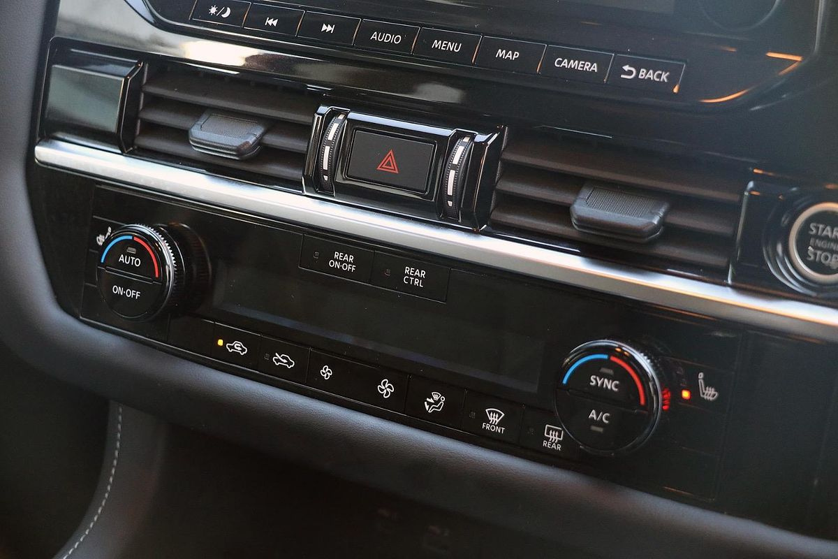 2024 Nissan Pathfinder ST-L R53