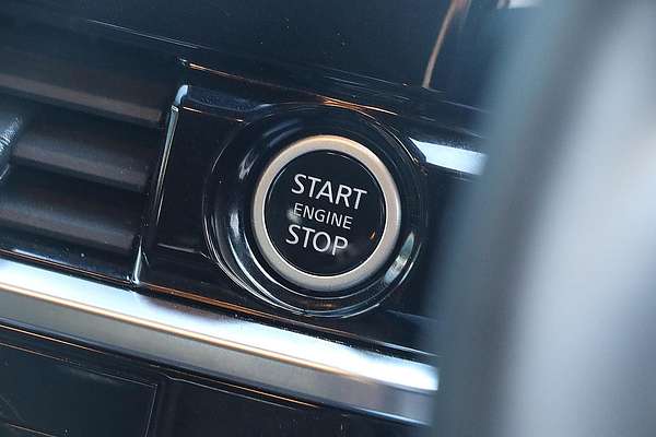 2024 Nissan Pathfinder ST-L R53