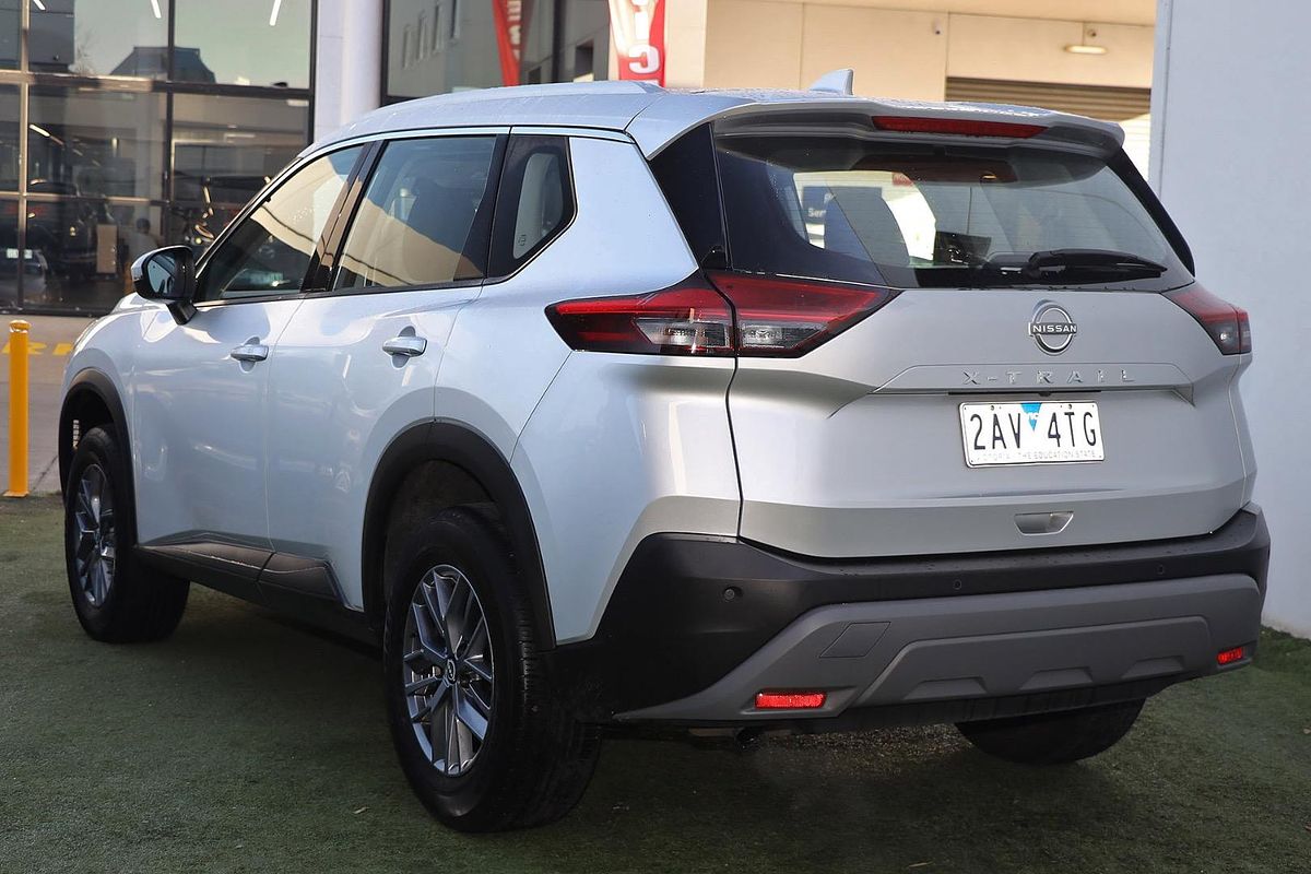 2024 Nissan X-TRAIL ST T33