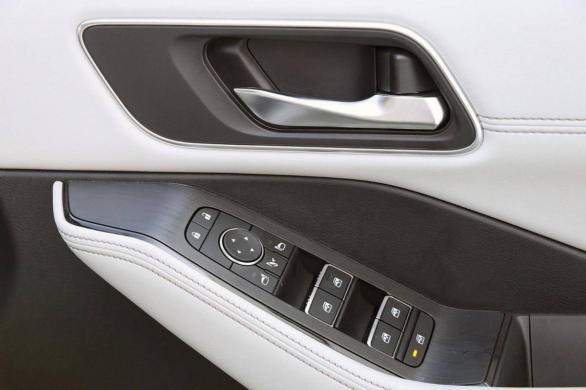 2024 Nissan X-TRAIL Ti e-POWER T33