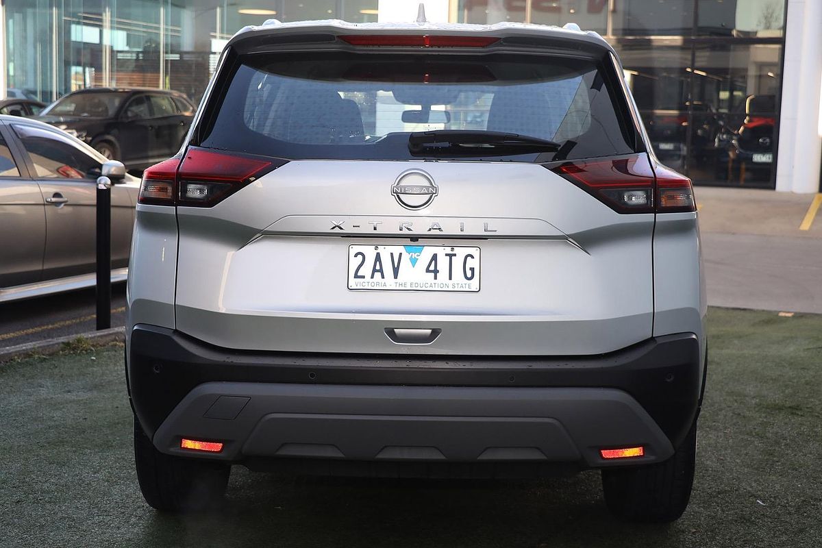 2024 Nissan X-TRAIL ST T33