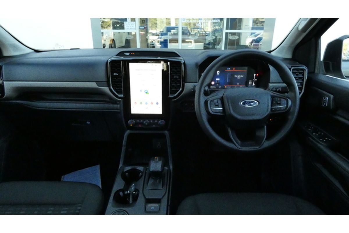 2024 Ford Everest Ambiente 2.0L