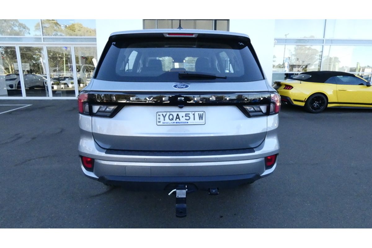 2024 Ford Everest Ambiente 2.0L