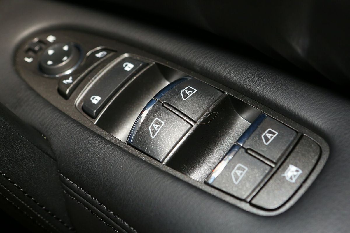 2024 Nissan Patrol Ti Y62