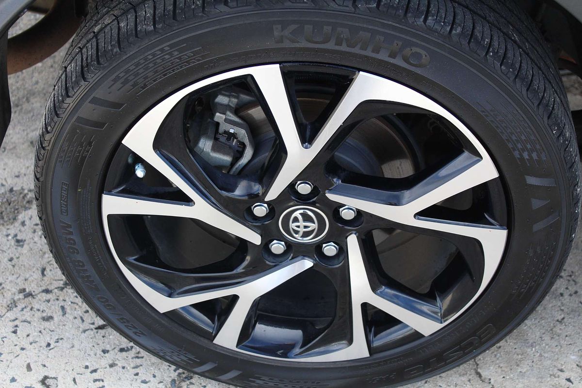 2017 Toyota C-HR Koba NGX10R