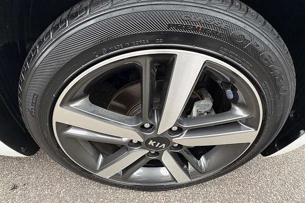 2017 Kia Cerato Sport YD