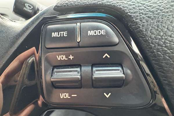 2017 Kia Cerato Sport YD