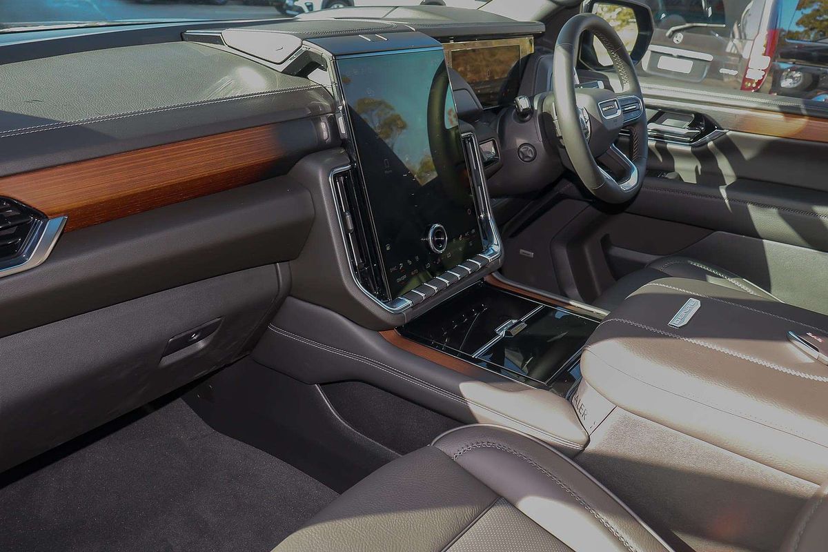 2025 GMC Yukon Denali T1