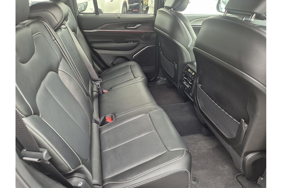 2023 Jeep Grand Cherokee Overland WL