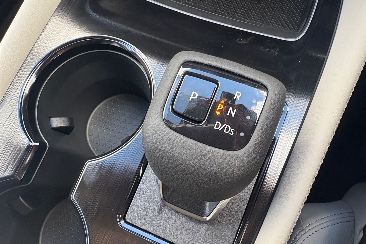 2025 Nissan X-TRAIL Ti T33