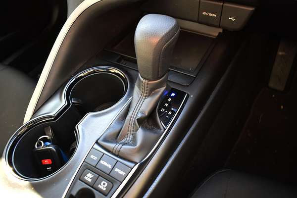 2024 Toyota Camry Ascent AXVH70R
