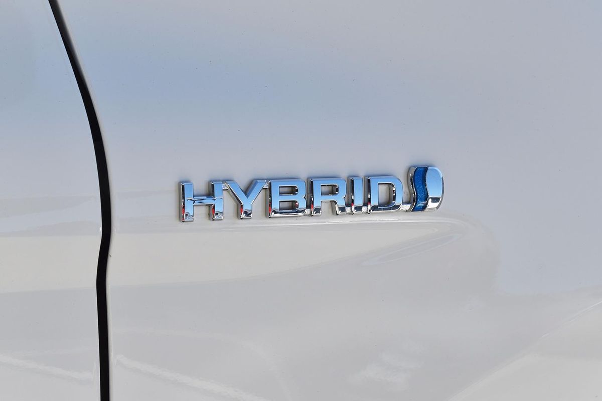 2024 Toyota Camry Ascent AXVH70R