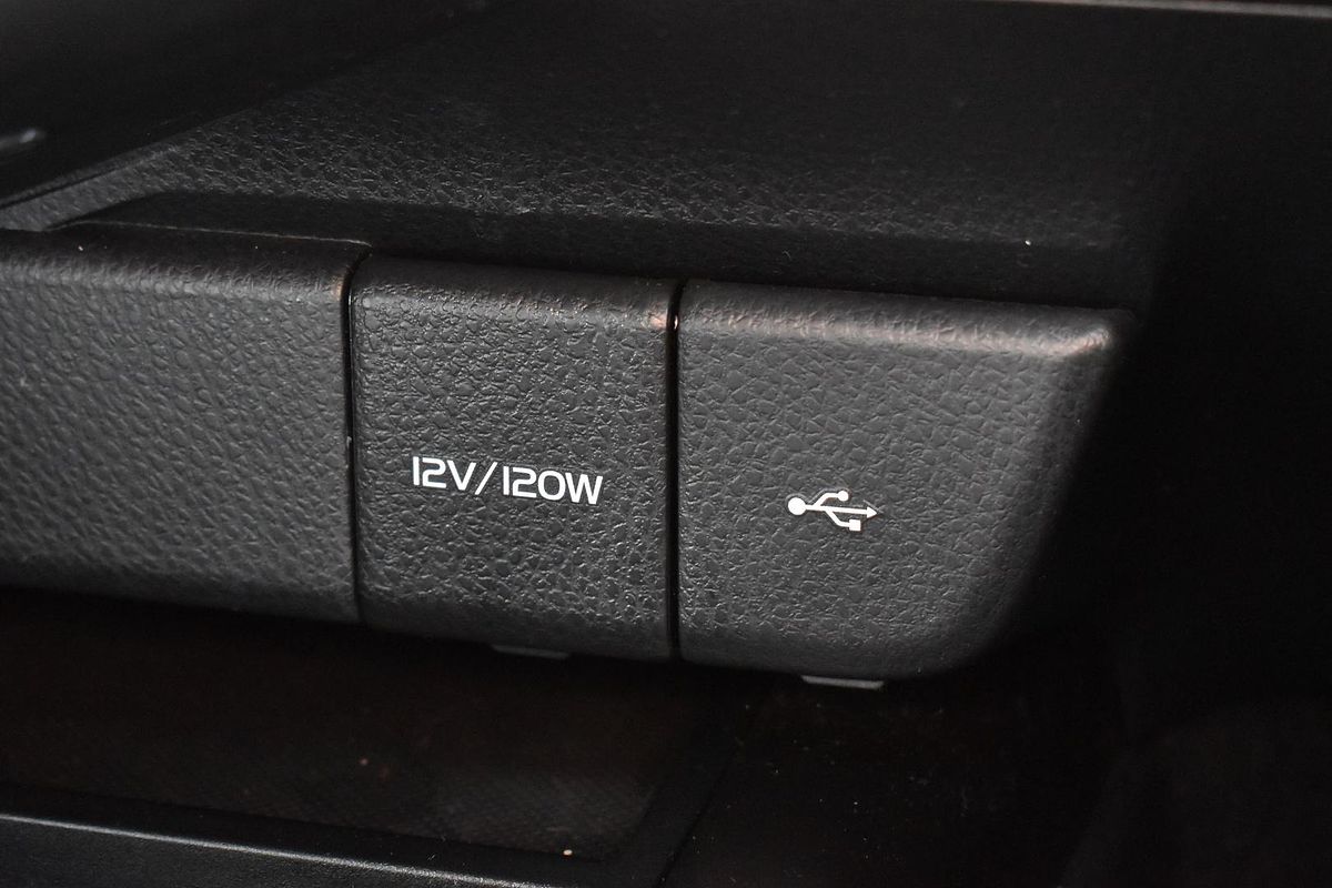 2024 Toyota Camry Ascent AXVH70R